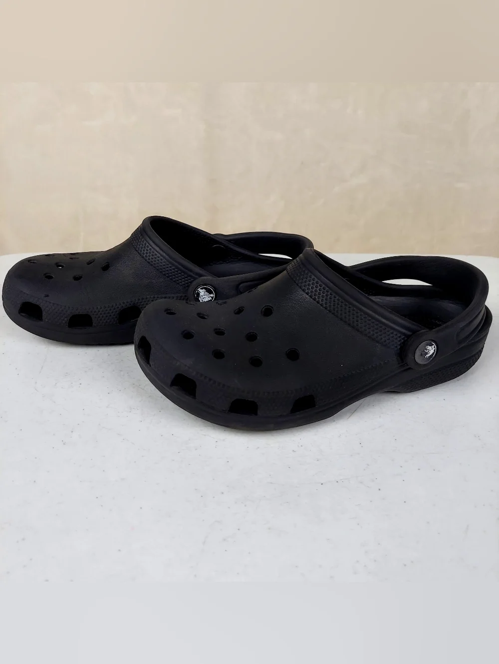 Classic Black Crocs Slip-Ons Water Shoe Size 4
